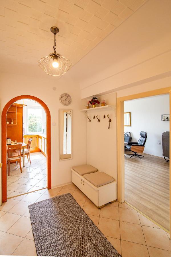 Best Rated Central Apartment Vienna - Ac, Wifi, 24H7Days Self Check-In, Board Games, Netflix Екстер'єр фото